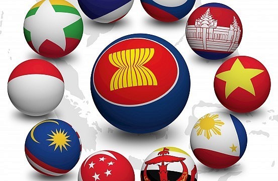 Vì sao asean vững mạnh trong năm qua Vì sao asean lớn mạnh trong năm qua