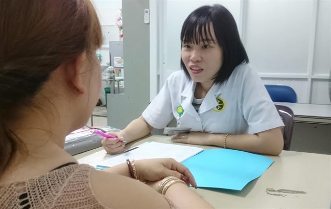 Bác sĩ Đông y chữa hiếm muộn, giải pháp hiệu quả cho các cặp vợ chồng mong con