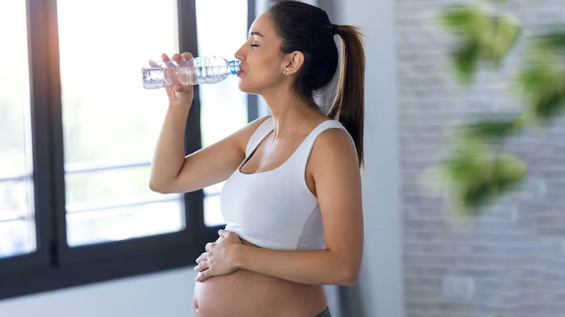Cách âu yếm da cho người mẹ tháng đầu của bầu kỳ Cách âu yếm da cho bà bầu tháng thứ nhất của thai kỳ