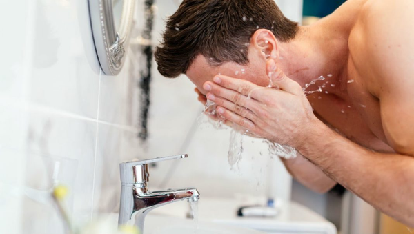 Bí kíp chăm sóc da mặt mang lại nam Đơn giản hiệu quả Bí kíp chăm sóc da mặt mang lại nam Đơn giản hiệu quả
