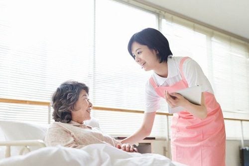 Dịch vụ chăm sóc tại nhà cho tất cả những người cao tuổi Dịch vụ chăm sóc tại nhà cho người cao tuổi
