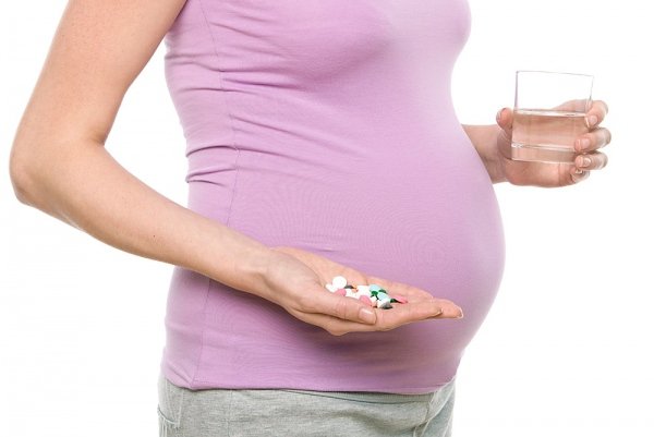 Dược sĩ chỉ cách áp dụng thuốc trị cúm an ninh cho bà bầu Dược sĩ chỉ cách thực hiện thuốc trị cúm bình an cho bà bầu