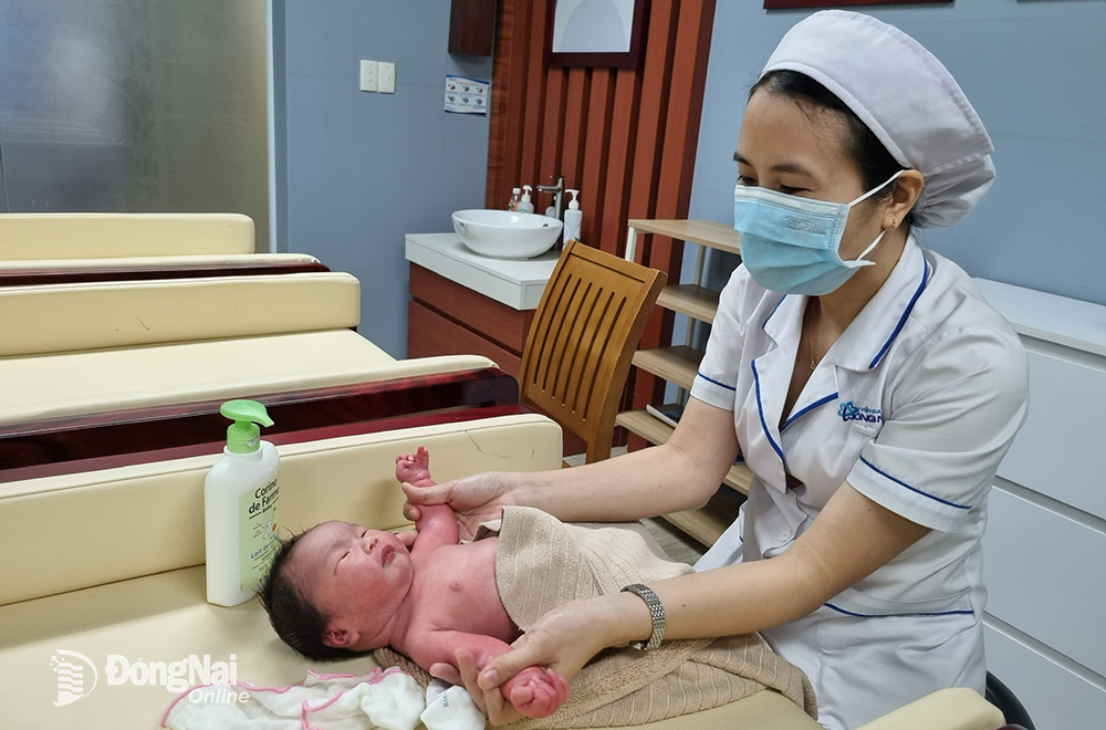 Nở rộ dịch vụ âu yếm mẹ và bé Nở rộ dịch vụ chăm lo mẹ và bé