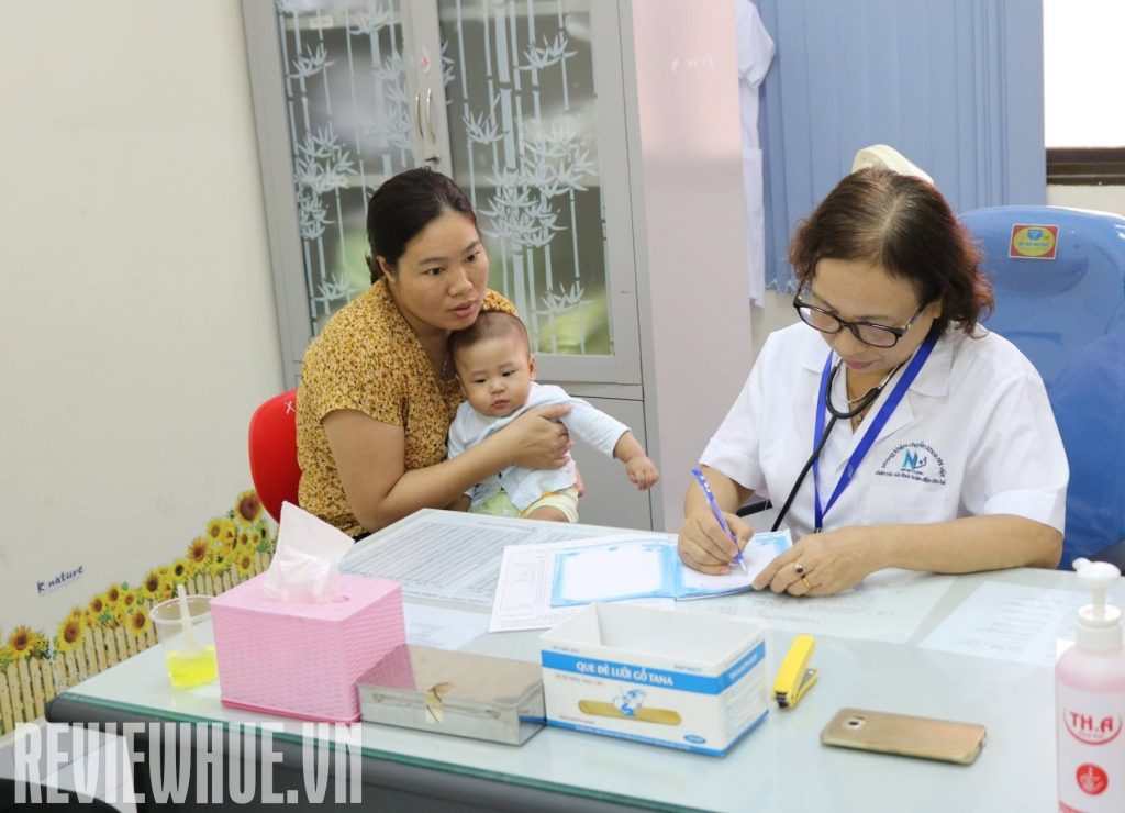 Bác sĩ khoa nhi xuất sắc và uy tín tốt nhất tại huế Bác sĩ khoa nhi xuất sắc và uy tín độc nhất tại huế