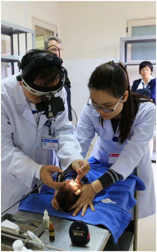 Điều trị căn bệnh võng mạc trẻ con sinh non làm việc huế Điều trị căn bệnh võng mạc trẻ sinh non sinh sống huế