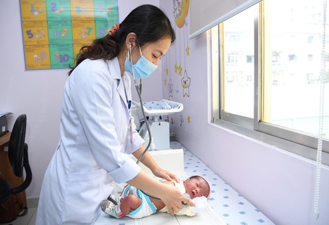 Chương trình tứ vấn chăm lo cho mẹ và con trẻ sơ sinh chuẩn chỉnh khoa học tập an toàn Chương trình tư vấn âu yếm cho bà mẹ và trẻ sơ sinh chuẩn chỉnh khoa học tập an toàn